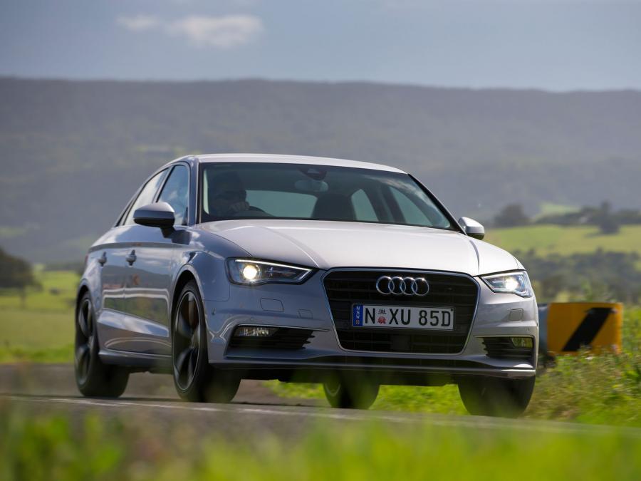  Audi A3 Sedan 2.0 TDI (8V) 2013 года  (AU) (фото 15 из 18)